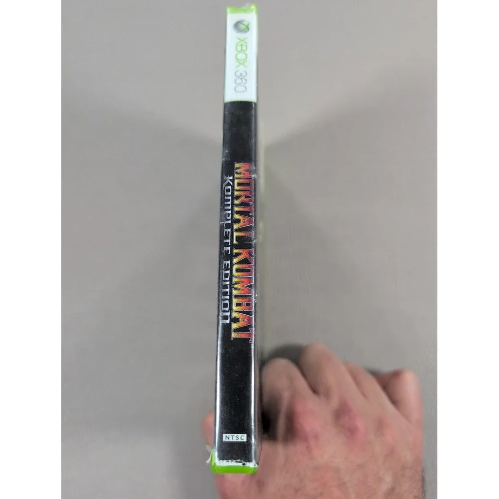 WB Games Mortal Kombat Komplete Edition Xbox 360 No Manual Case Damage